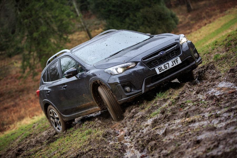  Subaru XV 2017 года  (UK) (фото 7 из 46)